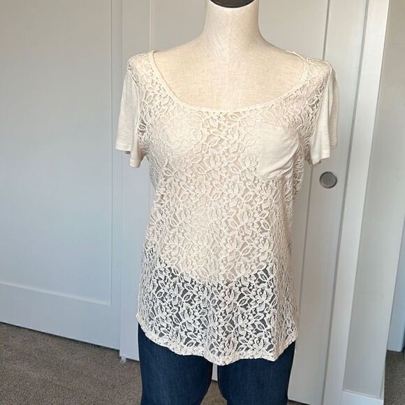 Hinge Lace Top - Picture 1 of 8